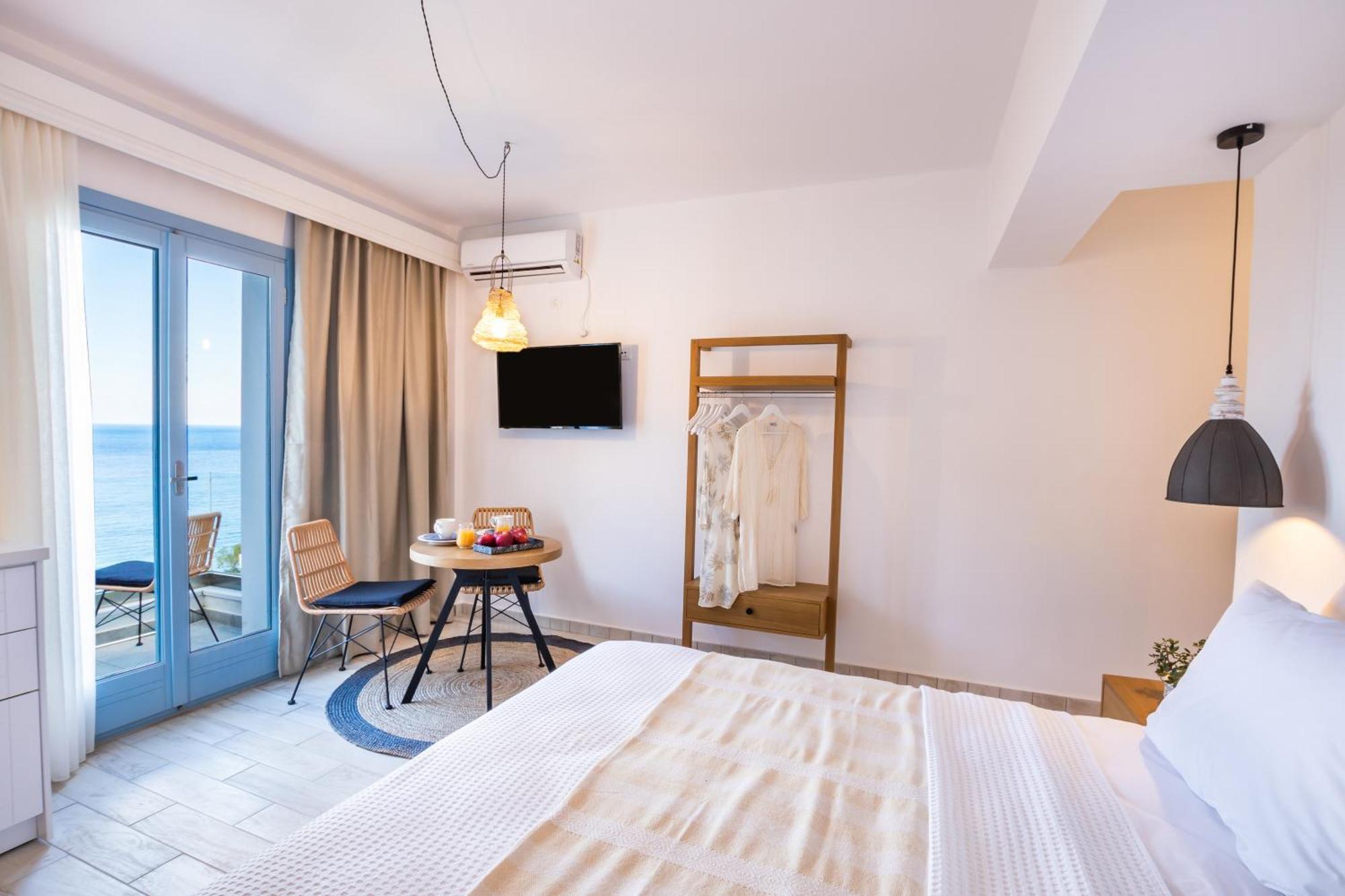 Yploui Suites Kárpathos Eksteriør bilde