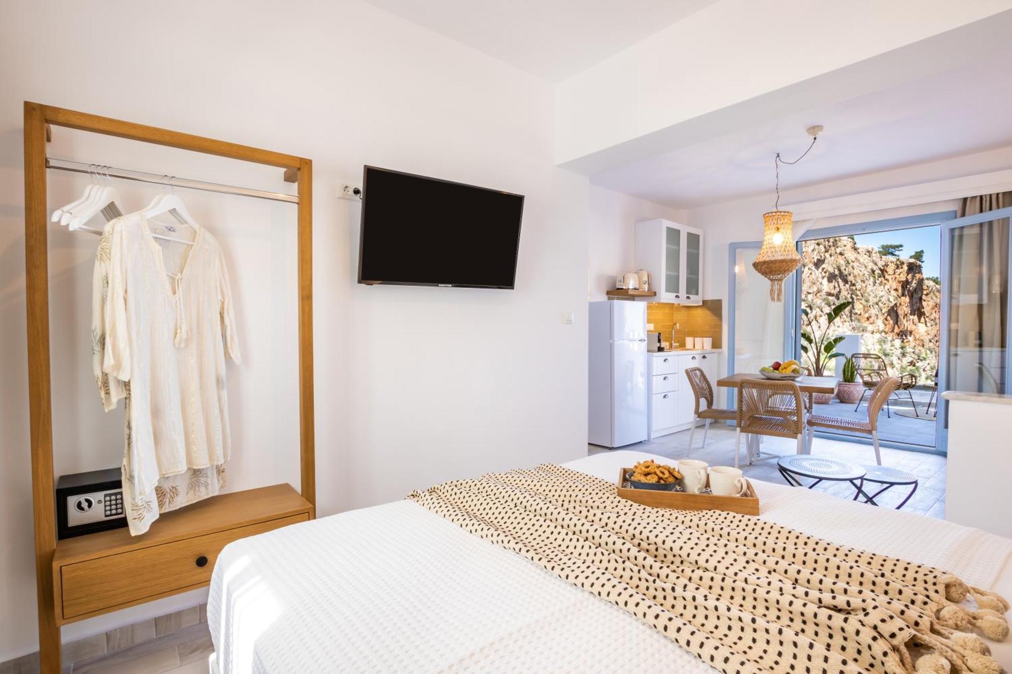Yploui Suites Kárpathos Eksteriør bilde
